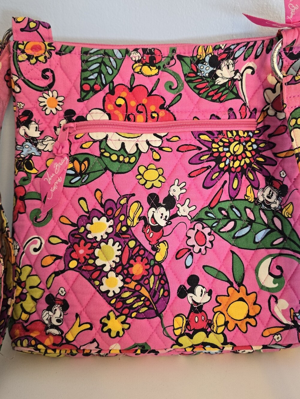 Vera Bradley Disney Parks Pink  Mickey Minnie Quilted Crossbody Bag *READ* - Picture 2 of 13